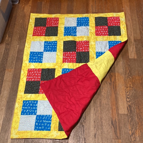 Handmade ABC Alphabet  Rectangular Patch Quilt Colorful Bright 44 x 34 inches - Picture 5 of 7
